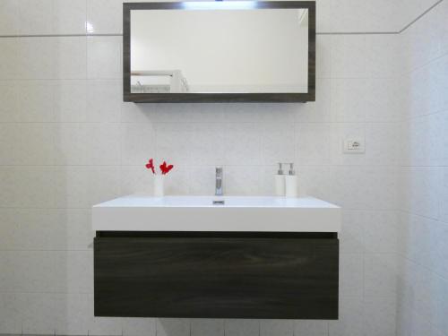 Bilik mandi di Casa LorEn