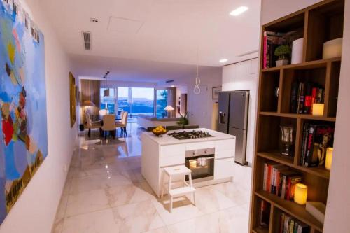 Istumisnurk majutusasutuses Private Terrace-Sea Views amd Valley Views-Sleep 6 by QuickTrips