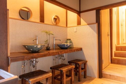 Imagen de la galería de 篠山城下町ゲストハウス inosica, en Tamba-sasayama