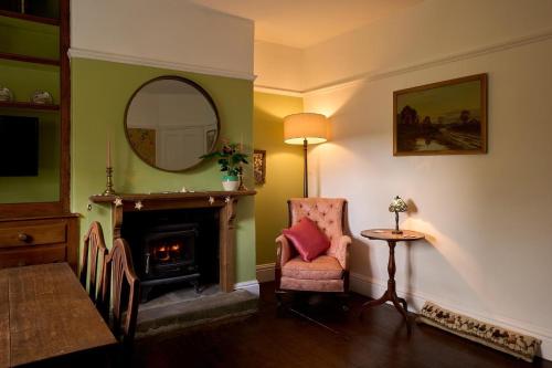 Гостиная зона в Holmes Cottage in the heart of Haworth