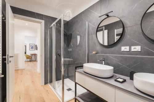 The Best Rent - Spacious three-bedroom apartment in Prati area