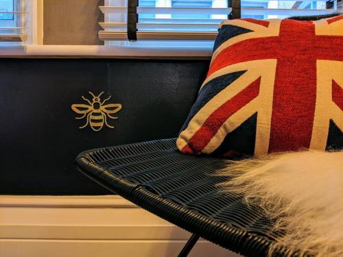 2 Bed Piccadilly Flat City Centre photo 19