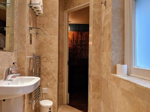 2 Bed Piccadilly Flat City Centre photo 27