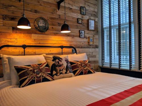 2 Bed Piccadilly Flat City Centre photo 35