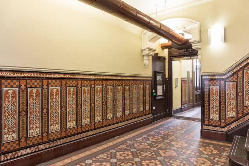 2 Bed Piccadilly Flat City Centre photo 42