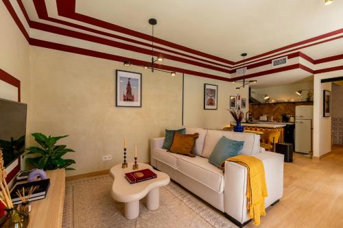 CL2 Sevilla en pareja Jacuzzi y Aparcamiento