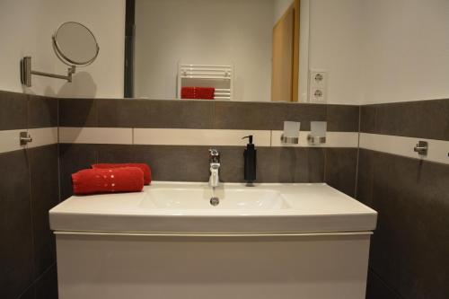 A bathroom at Appartement Wieshof