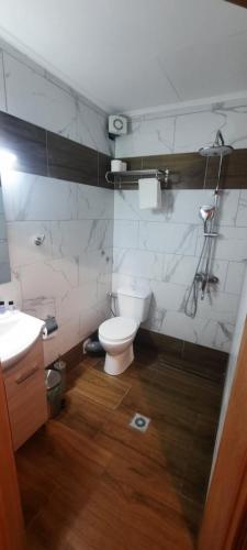 Ванная комната в All Season Apartments
