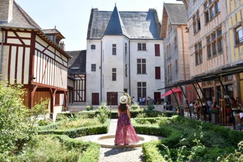 Fotografie z fotogalerie ubytování Maison Juvénal des Ursins v destinaci Troyes