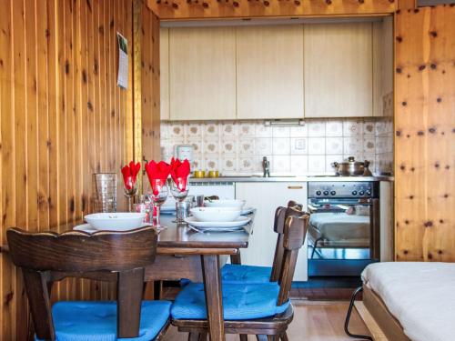 Apartment Christiania 2 O3 by Interhome