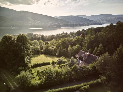 Konkelówka- Beskidy, willa z ogrodem i sauną, Góra Żar i jezioro