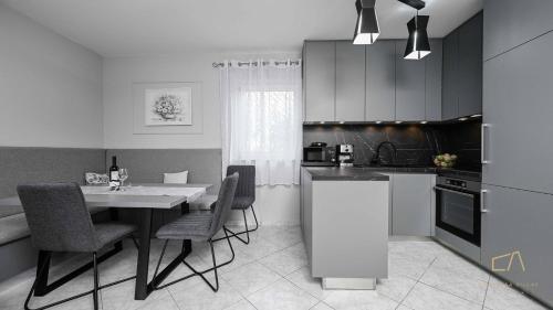 Apartment Maris with sea view