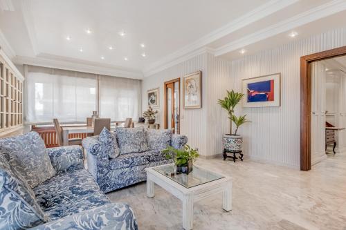 Luxury Giorgi Home