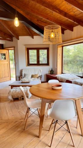 Posezení v ubytování La casita del Bosque
