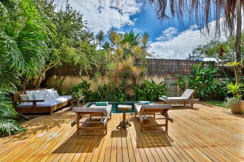 Taman di luar Casa e Pousada Alecrim