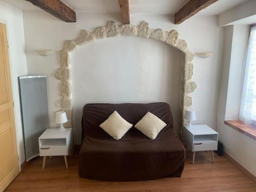 Studio isola village