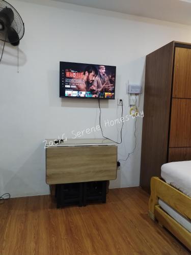Televisyen dan/atau pusat hiburan di ZackG Homestay at Megatower 3