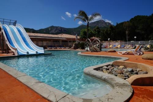 Swimmingpoolen hos eller tæt på Camping International