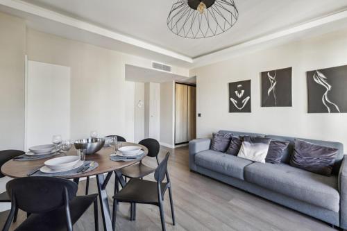 Photo de la galerie de l'établissement 330 Suite Pernet 3 : Elegance and Comfort in Paris, à Paris