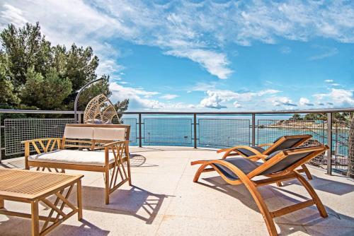 Luxury House Noble- Best Location In Town