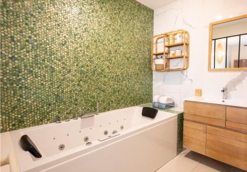 Kúpeľňa v ubytovaní Lyon Premium - LuxeZen SPA