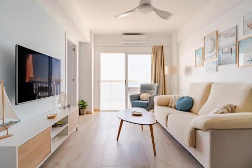 Siente el mar de la Vila