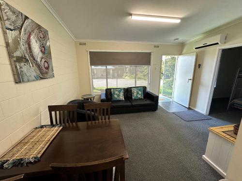Zona de estar de The Silver Bream Motel & Self Contained Units