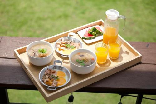 Makanan di atau berdekatan perkhemahan mewah