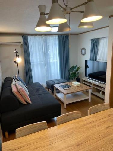 韓国新大久保通りすぐの一軒家で楽しむ東京旅行8名様 Korea Shinokubo off the street A house for 8pax