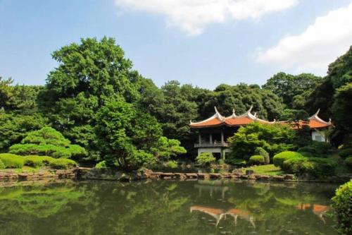 韓国新大久保通りすぐの一軒家で楽しむ東京旅行8名様 Korea Shinokubo off the street A house for 8pax