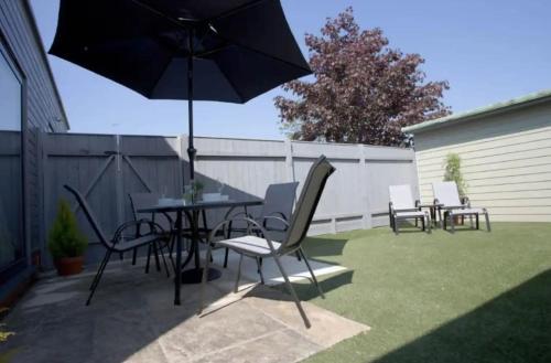 Patio nebo venkovní prostory v ubytování Marigold Cottage