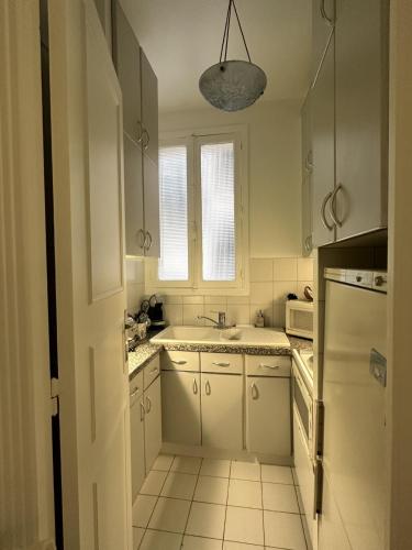 Luxury and cosy apartment in Paris, 16è Arrondissement