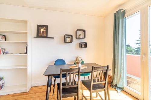 Photo de la galerie de l'établissement Charming T3 with balcony and view, à Toulouse