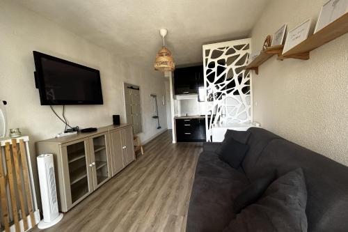 Studio La Grande Motte with balcony and view