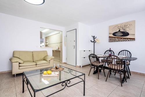 Family apartments in the centre of Fuengirola