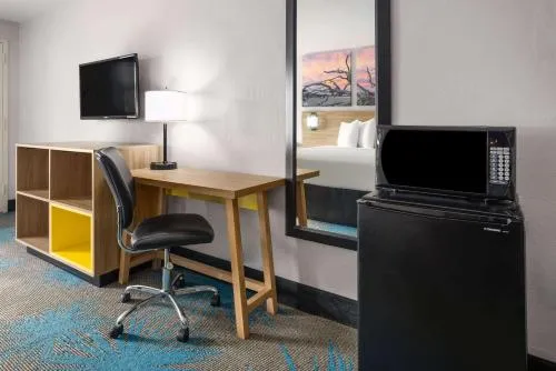 Days Inn by Wyndham Ladson Summerville Charleston in North Charleston