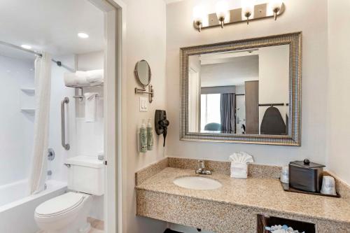 Best Western Mill River Manor, Rockville Centre