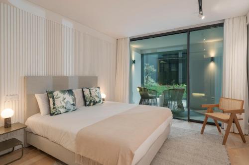 Luxury Garden Apartment at Savoy Insular photo 2