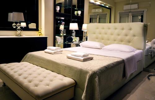 Sea Breeze Beachfront Apartment VIPGreece
