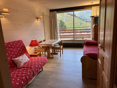 Appartement confortable au centre de Méribel, proche pistes - FR-1-355-81