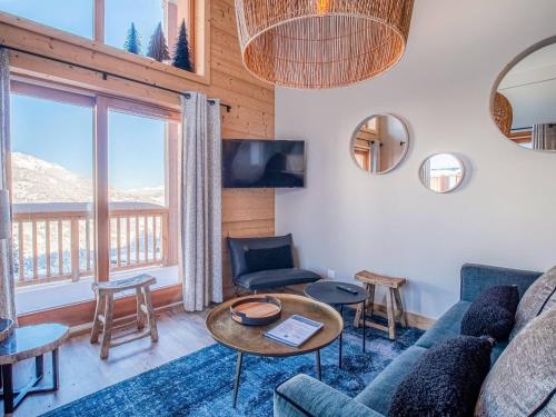 Superbe chalet duplex 3* avec prestations hôtelières, pied de pistes, parking, wifi - FR-1-356-378