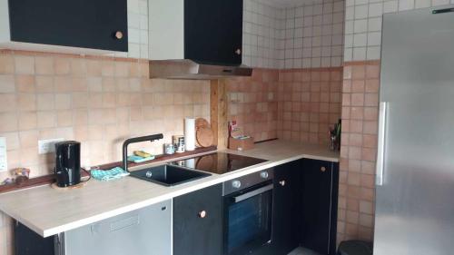 Kuchyň nebo kuchyňský kout v ubytování Søstgård B&B