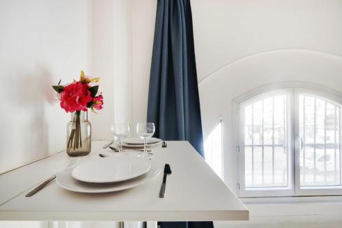 Photo de la galerie de l'établissement Atypical bright studio - 2P - Gare du Nord, à Paris