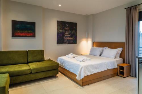 Katil atau katil-katil dalam bilik di Toumba apartments