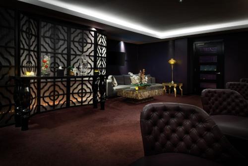 Area soggiorno di Hilton London Syon Park