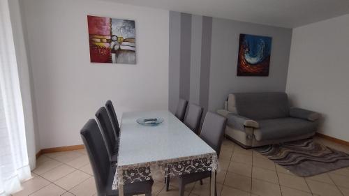 Χώρος καθιστικού στο Casa Manara