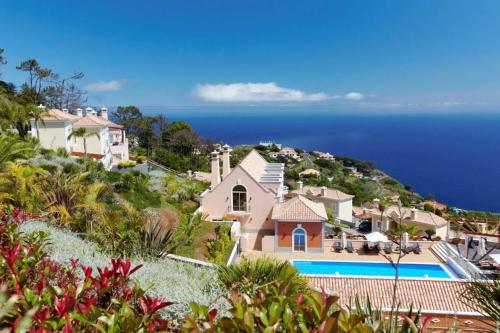 Villa Eve Palheiro Village by Holiday Rental Madeira