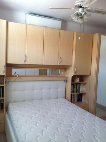 Nice port bel appartement au calme 2 chambres clim balnéo option parking privé max 4 personnes