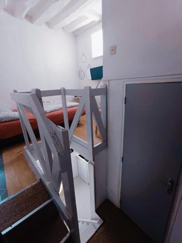 Photo de la galerie de l'établissement Le Flâneur Suite - Studio Hyper Centre - un Pied à Terre Rennes, à Rennes