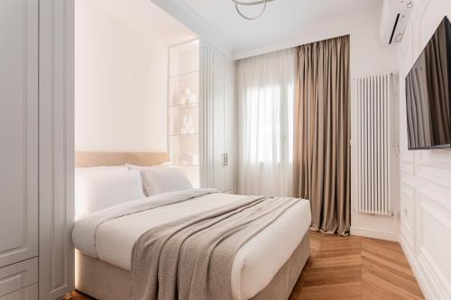 Elegant apartment a breath away from the Acropolis
